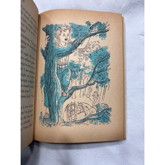 Trixie Belden and the Red Trailer Mystery 1950/1954 Whitman Vintage Book - Picture 9 of 13